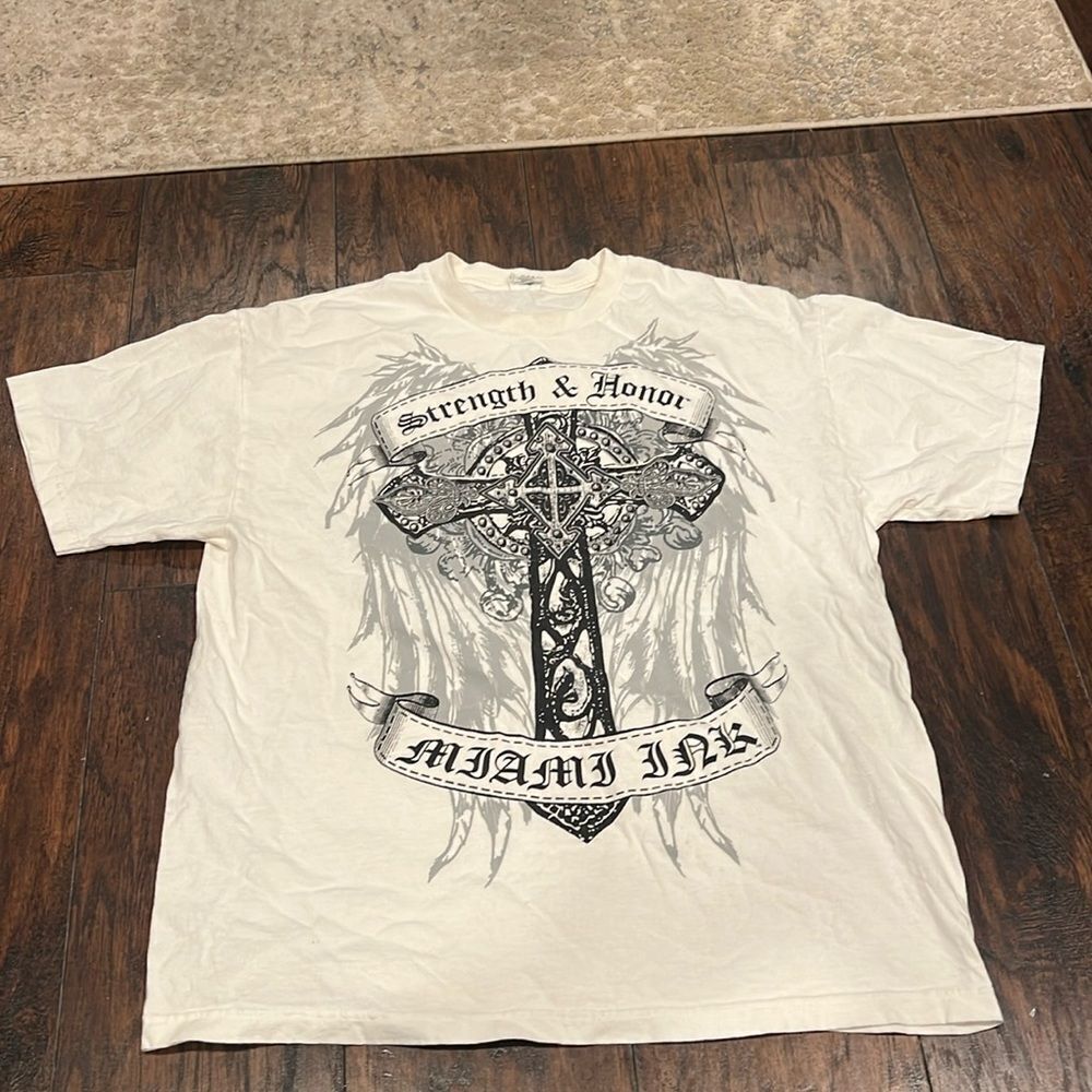 Rare Wings Cross Y2K Affliction Fashion Style T Shirt size XL Miami ink
